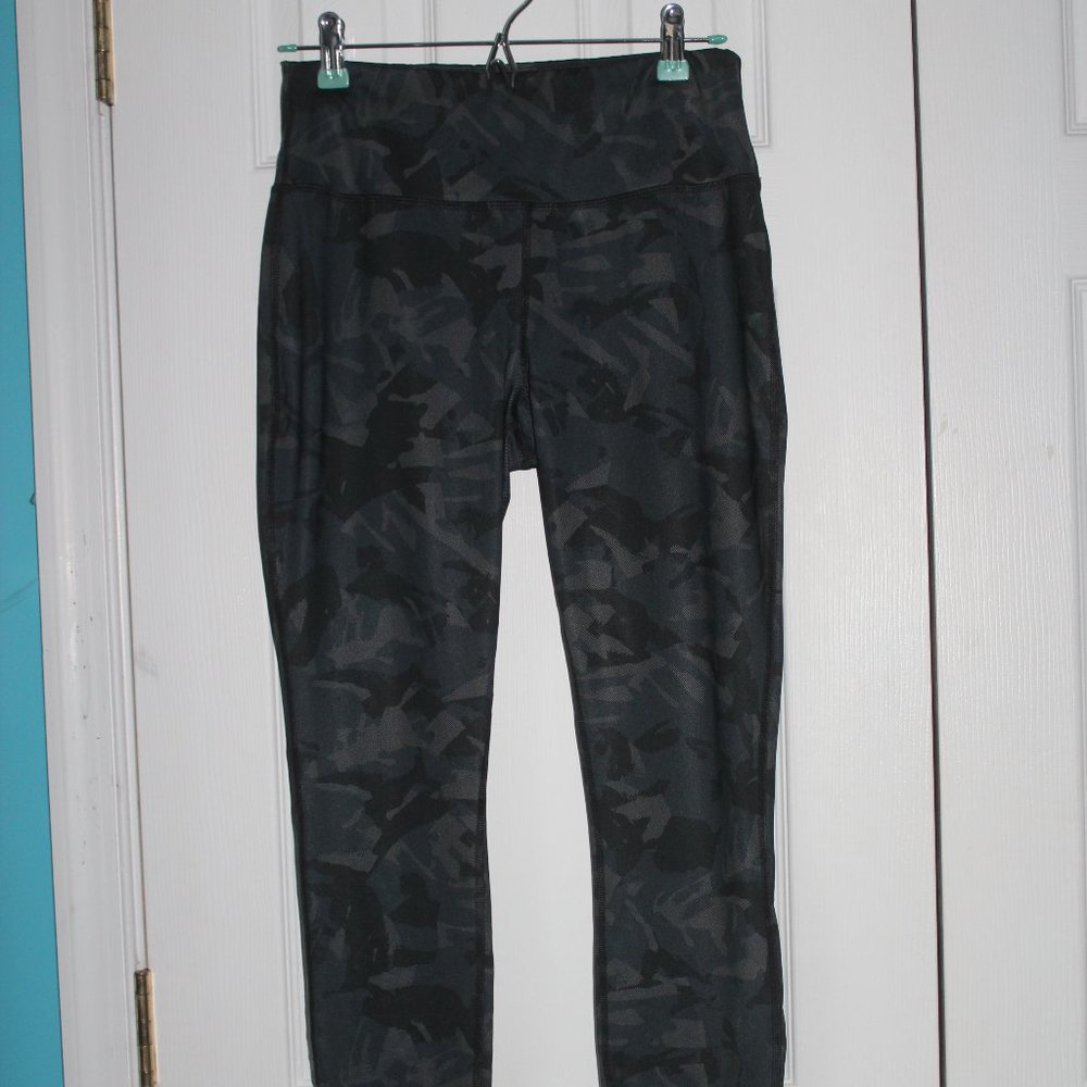 Grey Print Athletic Leggings